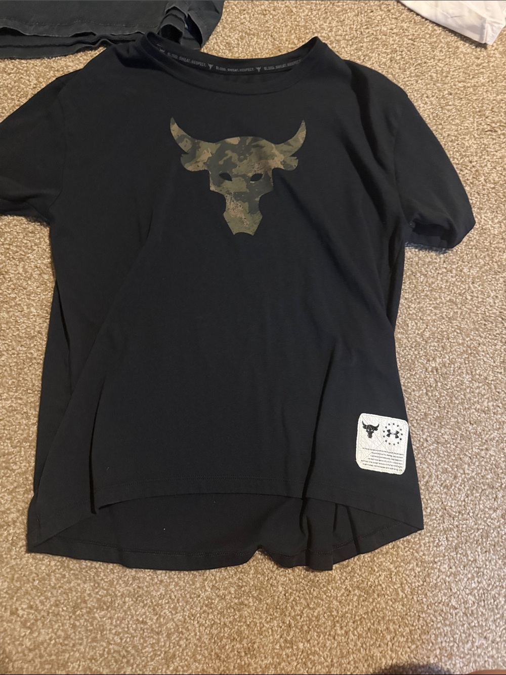 Under Armour Black Short Sleeve Tee with Camo Bull Graphic